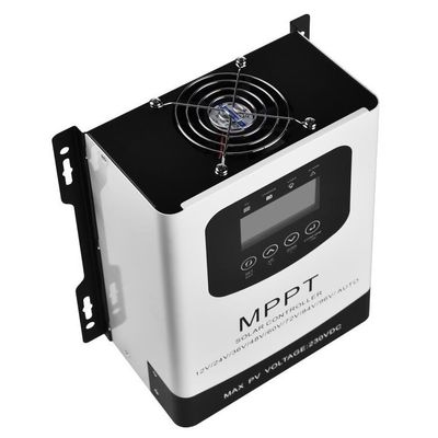 Control de carga solar de 24 voltios 48 voltios 60 amperios para el sistema de energía solar fuera de la red