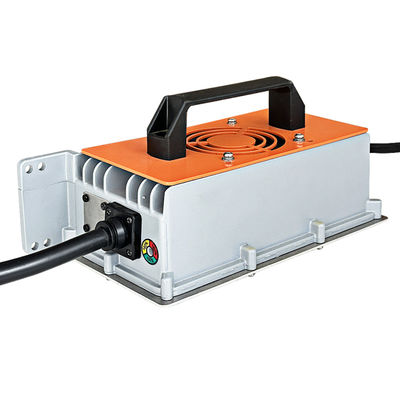 Un buen precio. Cargador de batería eléctrica de 750W 24V 20A 36V 15A 48V 12A Cargador de batería LiFePO4 en línea